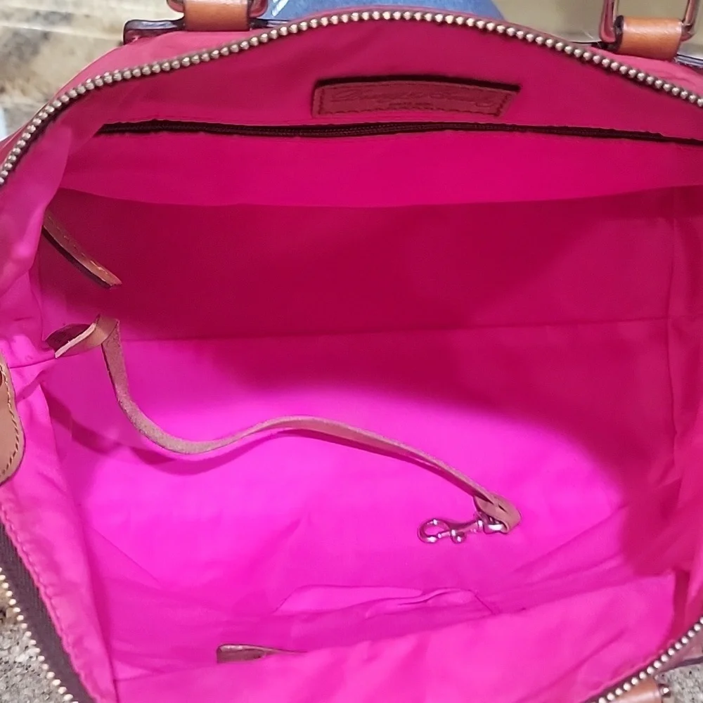 DOONEY & BOURKE RED NYLON SATCHEL TOTE - Picture 10 of 12